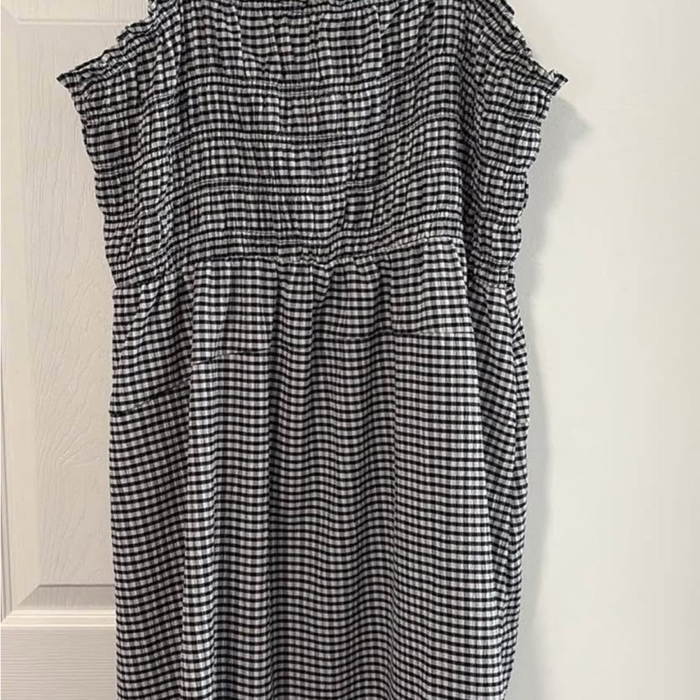 Old Navy Navy and White Striped dress